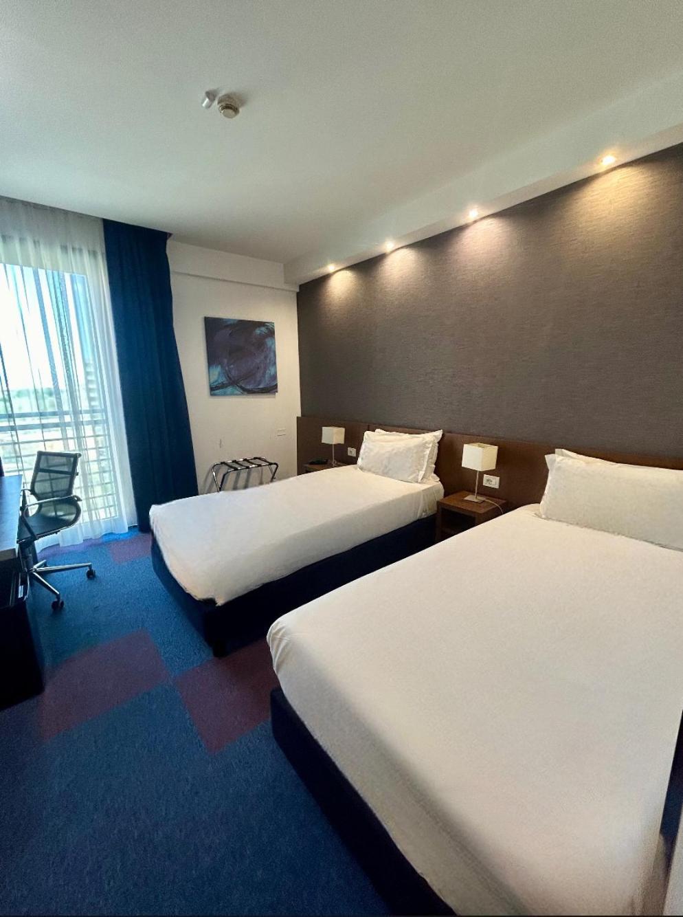 Gp Hotel Roma Esterno foto