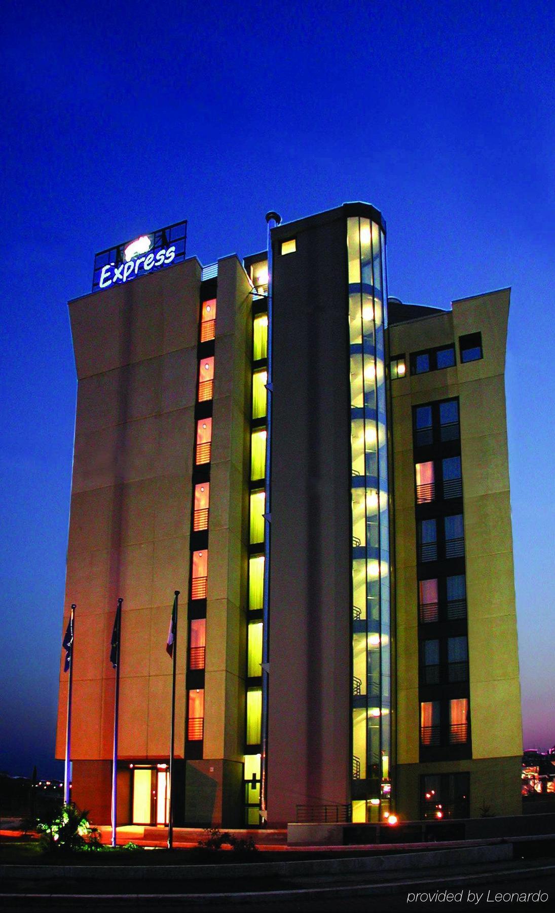 Gp Hotel Roma Esterno foto